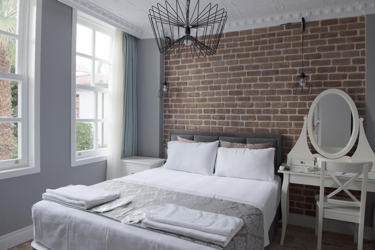 Luna Hotel Kaleici Анталия Екстериор снимка